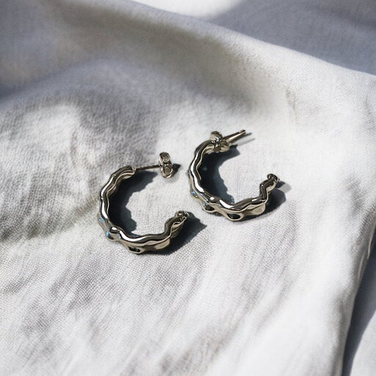 VERONA SILVER HOOPS