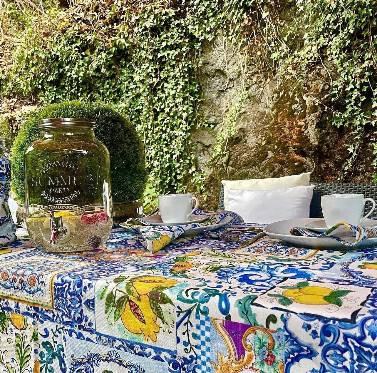 Ischia Luxury Table Set