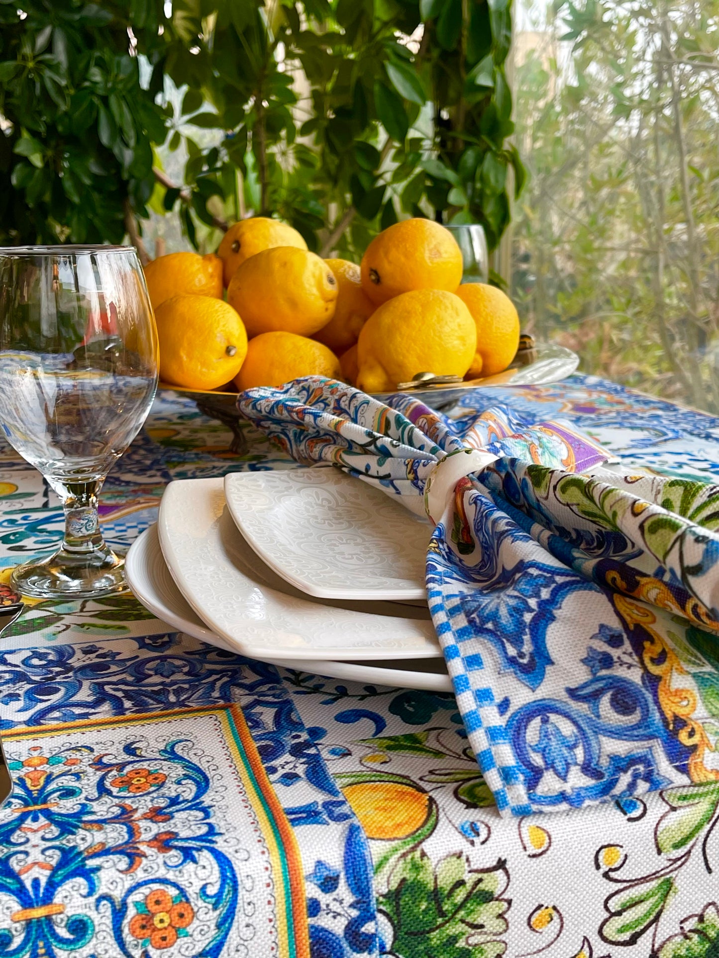 Ischia Luxury Table Set